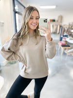 Perfect Crewneck in Taupe