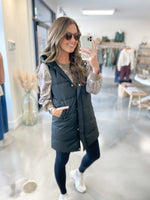 Vermont Hooded Vest in Black