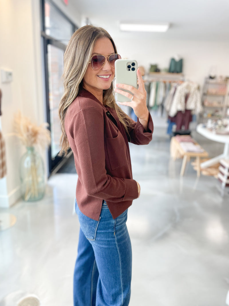 Ridge Collared Cardigan in Mocha