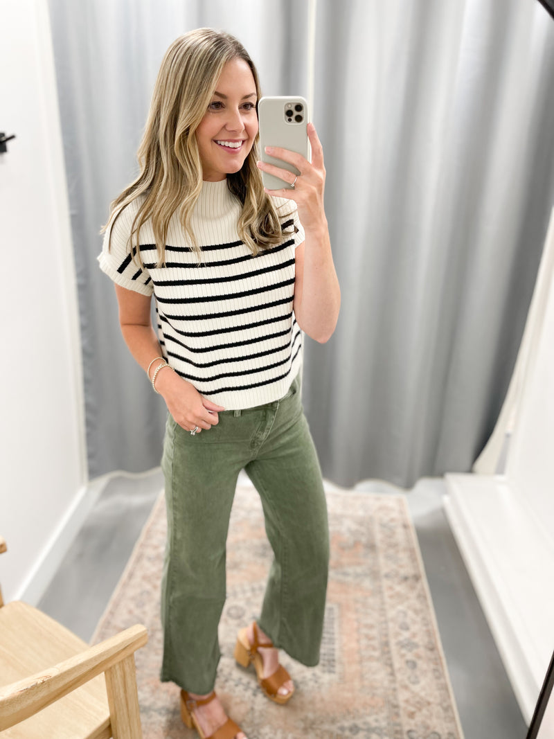 Meg Jeans in Olive