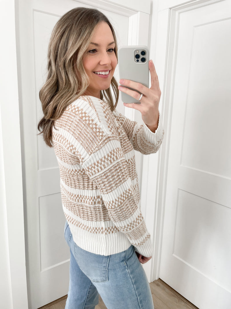 In The Mountains Sweater Taupe