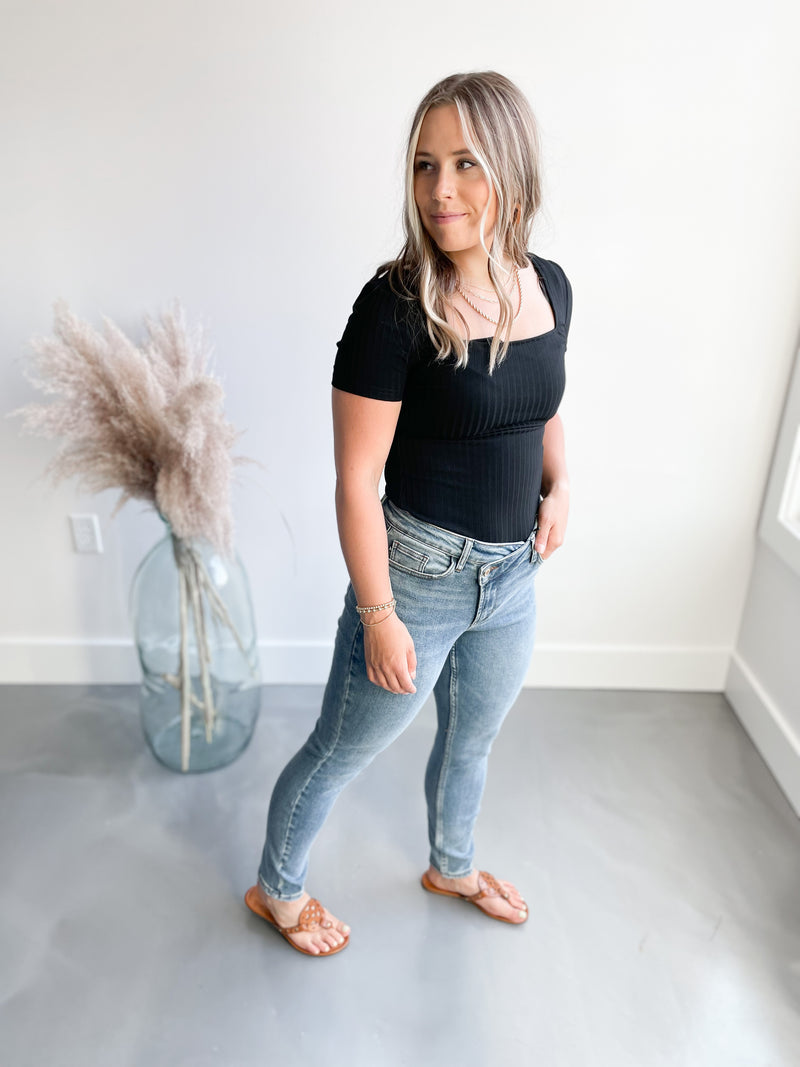 Quincy High Rise Crossover Jeans