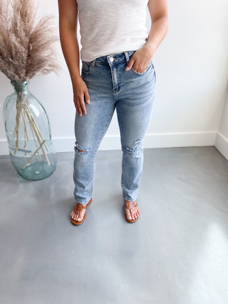 Petra Midrise Straight Leg Jeans