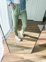 Everyday Linen Pants in Olive